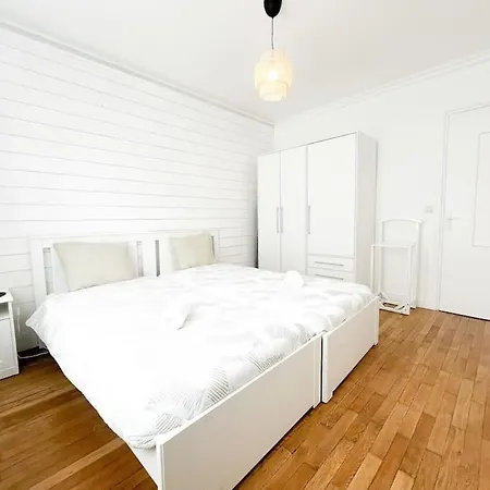 T2 Jardin, Centre, Gare, 5'plage Appartement