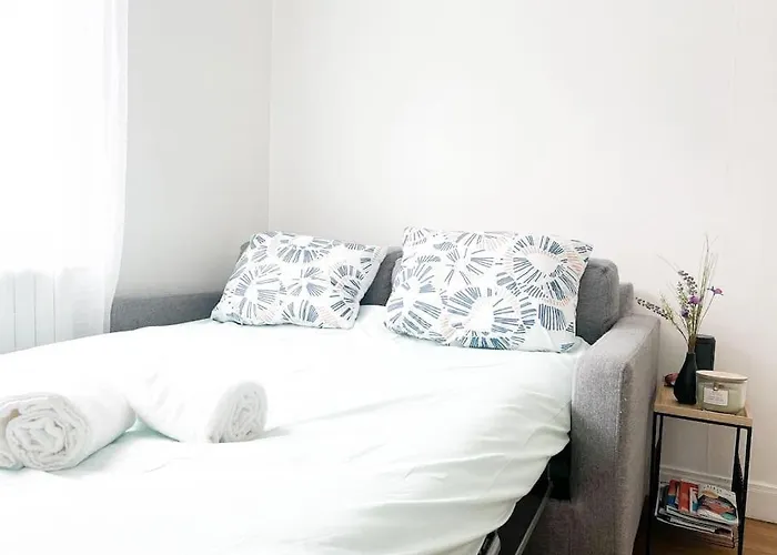 T2 Jardin, Centre, Gare, 5'plage *